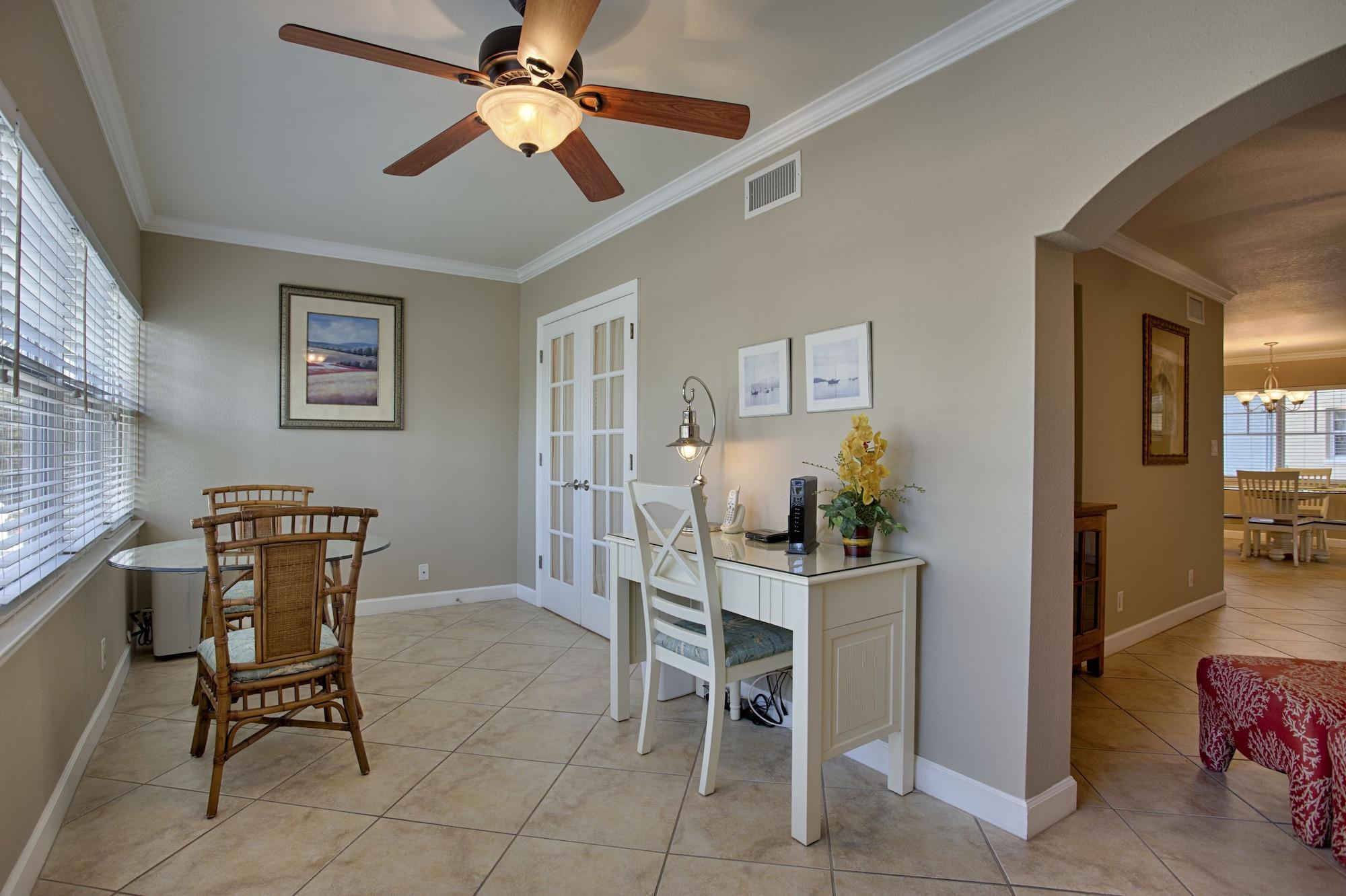 Barefoot Beach Resort Clearwater Beach Exterior photo